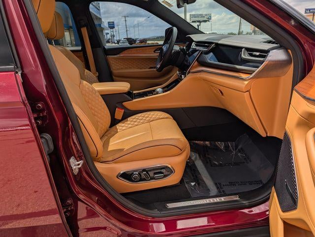 2024 Jeep Grand Cherokee Summit Reserve