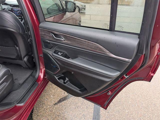 2022 Jeep Grand Cherokee L Overland