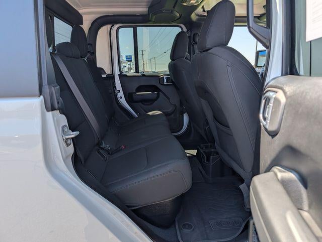 2022 Jeep Gladiator Altitude