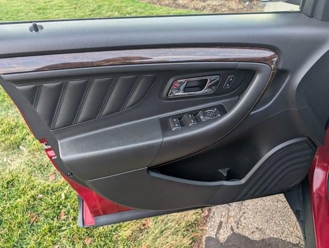 2018 Ford Taurus Limited