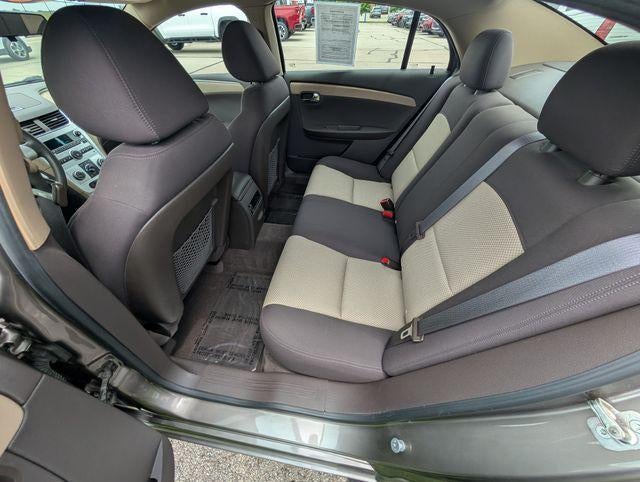 2011 Chevrolet Malibu LS w/1FL
