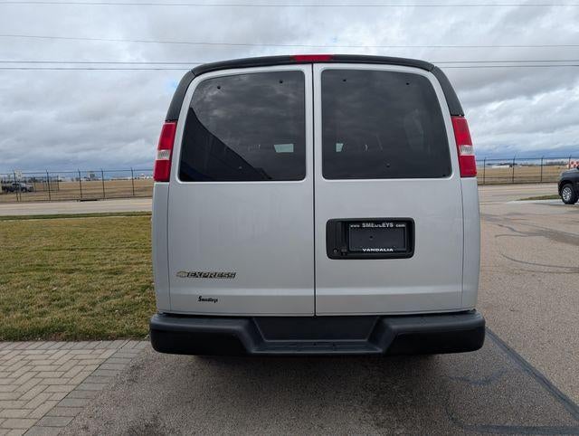 2020 Chevrolet Express Passenger 2500 LS