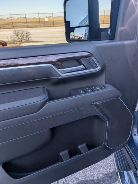 2025 Chevrolet Silverado 3500 HD LT DRW