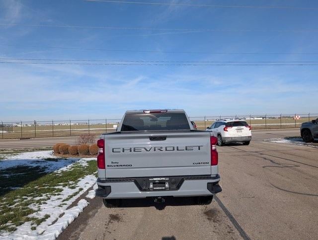 2024 Chevrolet Silverado 1500 Custom