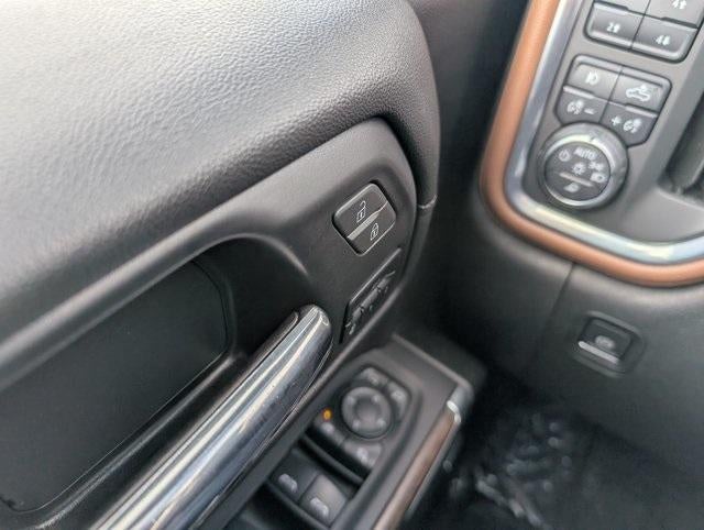 2022 Chevrolet Silverado 1500 LTD High Country