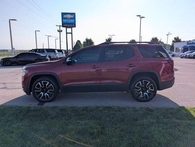 2021 GMC Acadia SLT