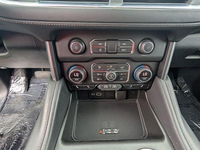 2022 Chevrolet Suburban LT