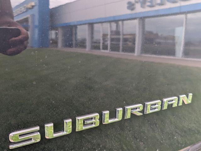 2022 Chevrolet Suburban LT