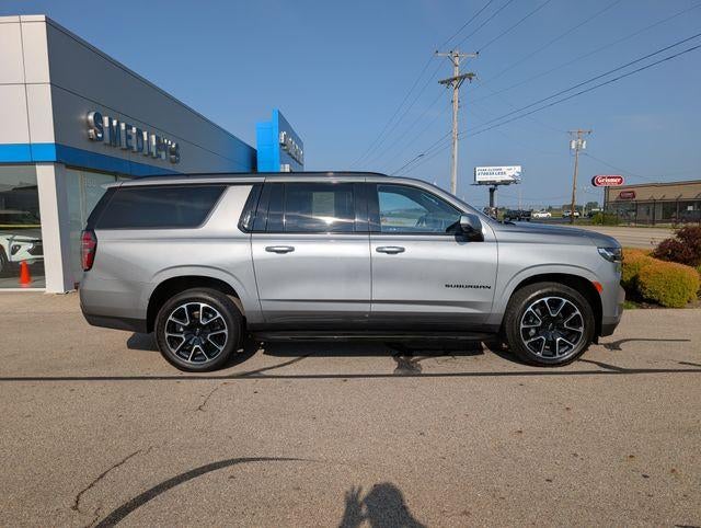 2023 Chevrolet Suburban RST