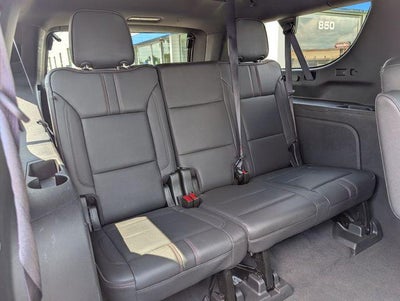 2022 Chevrolet Suburban RST