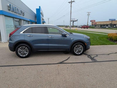 2025 Cadillac XT4 Premium Luxury
