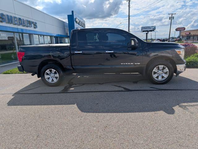 2019 Nissan Titan SV