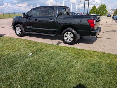 2019 Nissan Titan SV