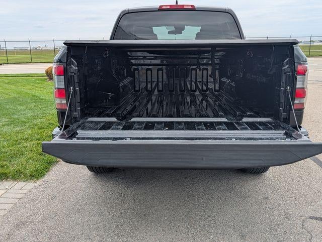 2022 Nissan Frontier SV - Photo 8