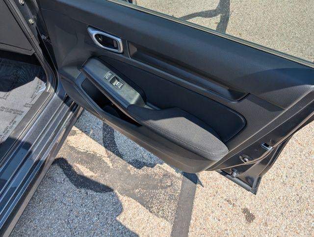 2023 Honda Civic LX - Photo 4