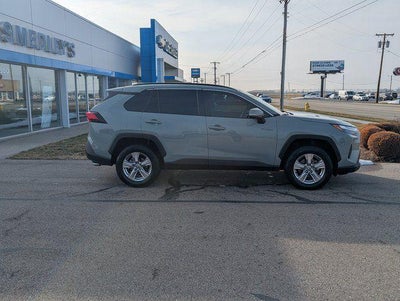 2022 Toyota RAV4 XLE