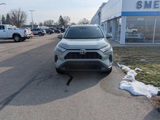 2022 Toyota RAV4 XLE