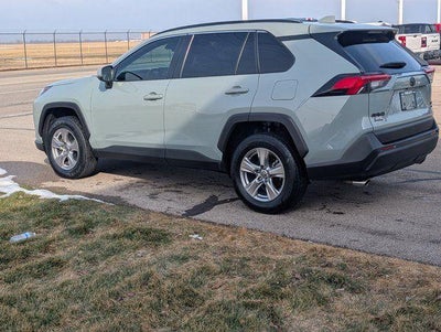 2022 Toyota RAV4 XLE