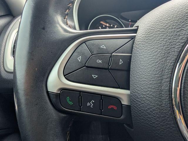 2020 Jeep Compass Latitude w/Sun/Safety Pkg