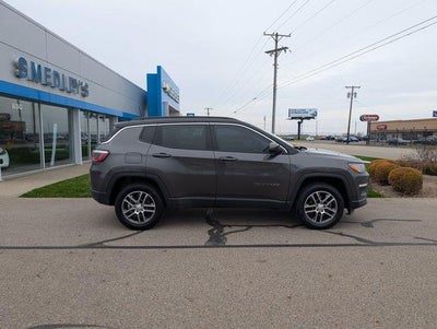 2020 Jeep Compass Latitude w/Sun/Safety Pkg