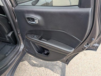 2020 Jeep Compass Latitude w/Sun/Safety Pkg