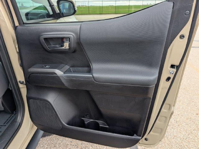 2019 Toyota Tacoma 2WD SR5