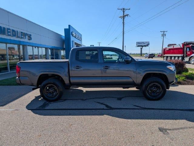 2022 Toyota Tacoma 4WD SR