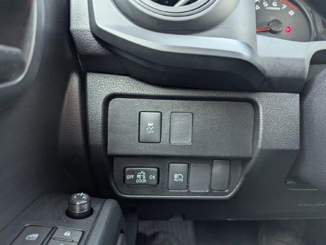 2022 Toyota Tacoma 4WD SR