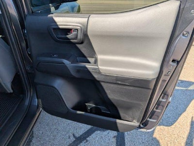 2022 Toyota Tacoma 4WD SR
