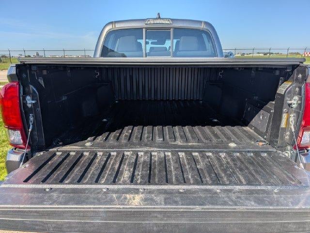 2022 Toyota Tacoma 4WD SR