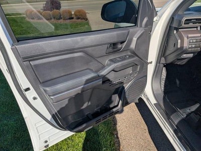 2024 Toyota Tacoma 4WD SR5