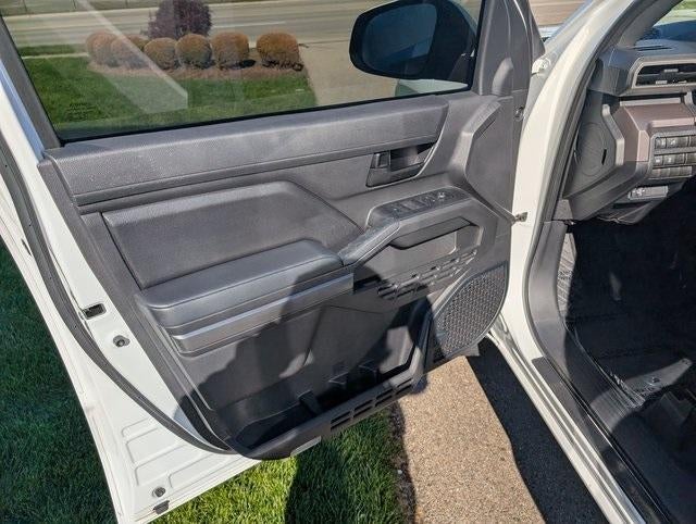 2024 Toyota Tacoma 4WD SR5