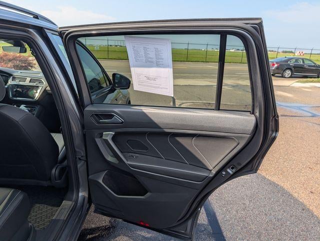 2024 Volkswagen Tiguan SE R-Line Black