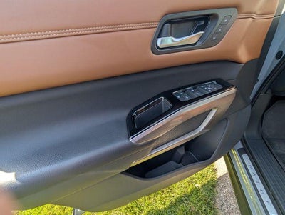 2024 Nissan Pathfinder Platinum