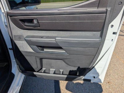 2025 Toyota Tundra 4WD SR