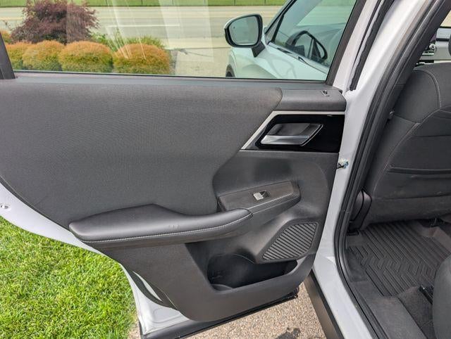 2022 Mitsubishi Outlander ES