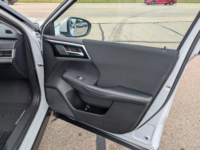 2022 Mitsubishi Outlander ES