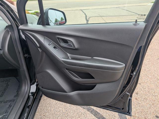 2022 Chevrolet Trax LS
