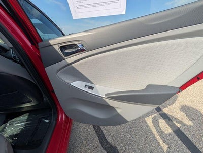 2012 Hyundai Accent SE