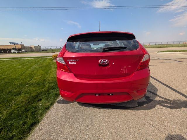 2012 Hyundai Accent SE