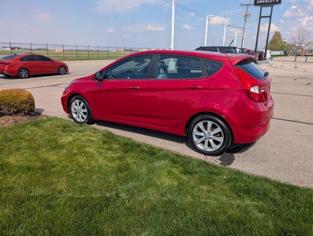 2012 Hyundai Accent SE