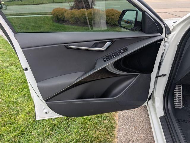 2024 Kia Niro EX Touring