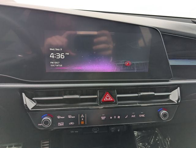 2024 Kia Niro EX Touring