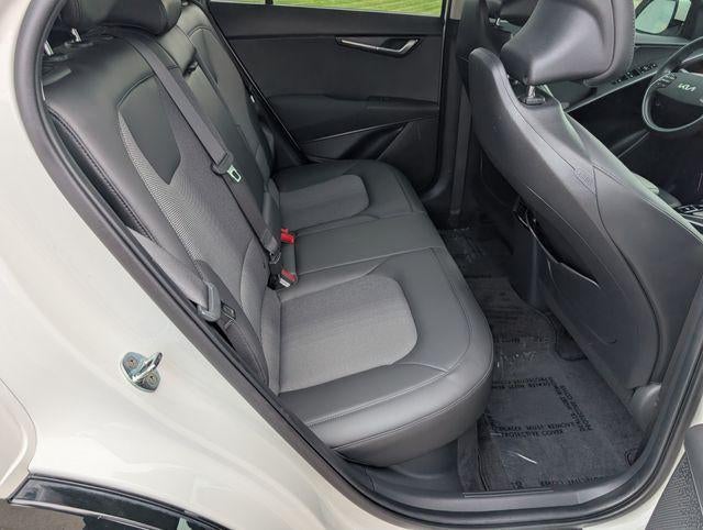 2024 Kia Niro EX Touring