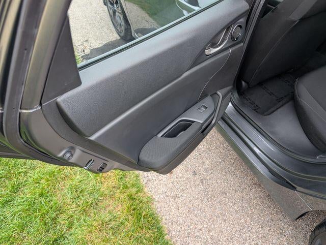 2019 Honda Civic Hatchback EX